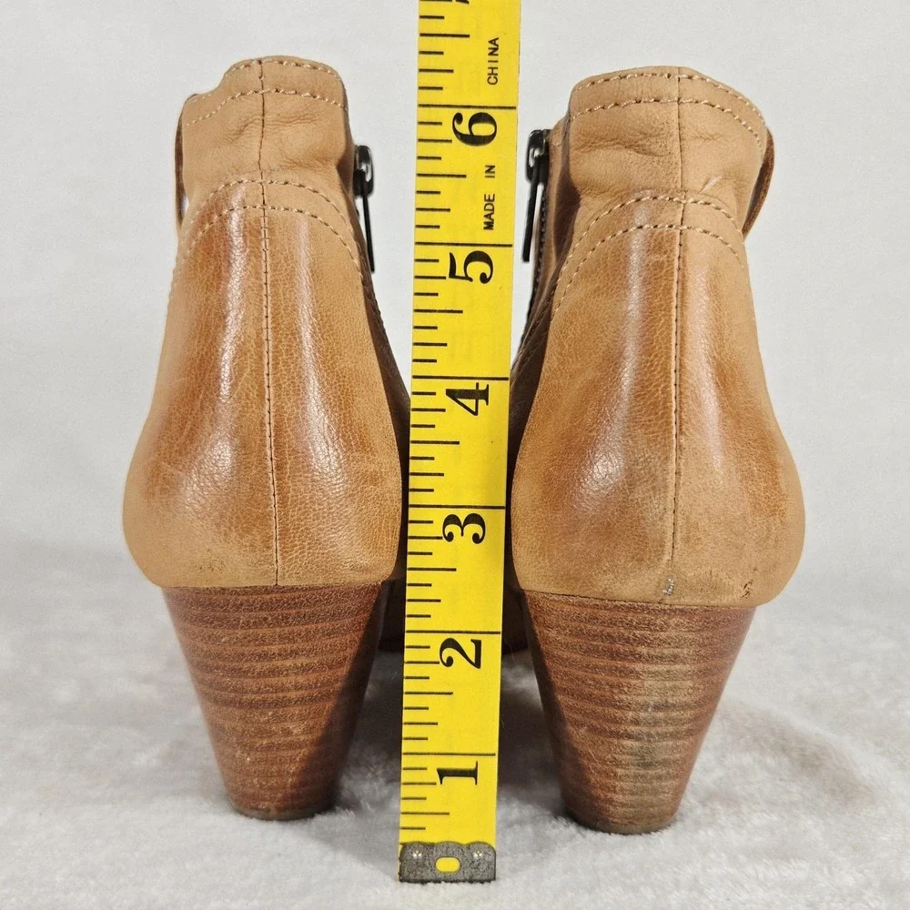 Frye Reina Boots Womens 8 Beige Leather Western Ankle Side Zip Cone Heel Booties